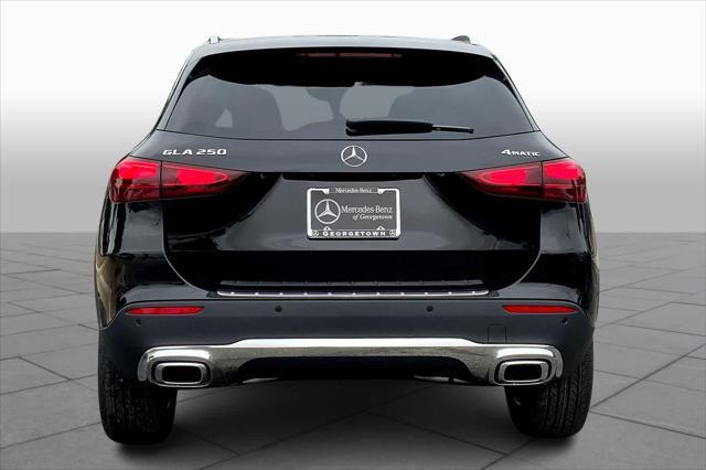 new 2024 Mercedes-Benz GLA 250 car, priced at $45,195