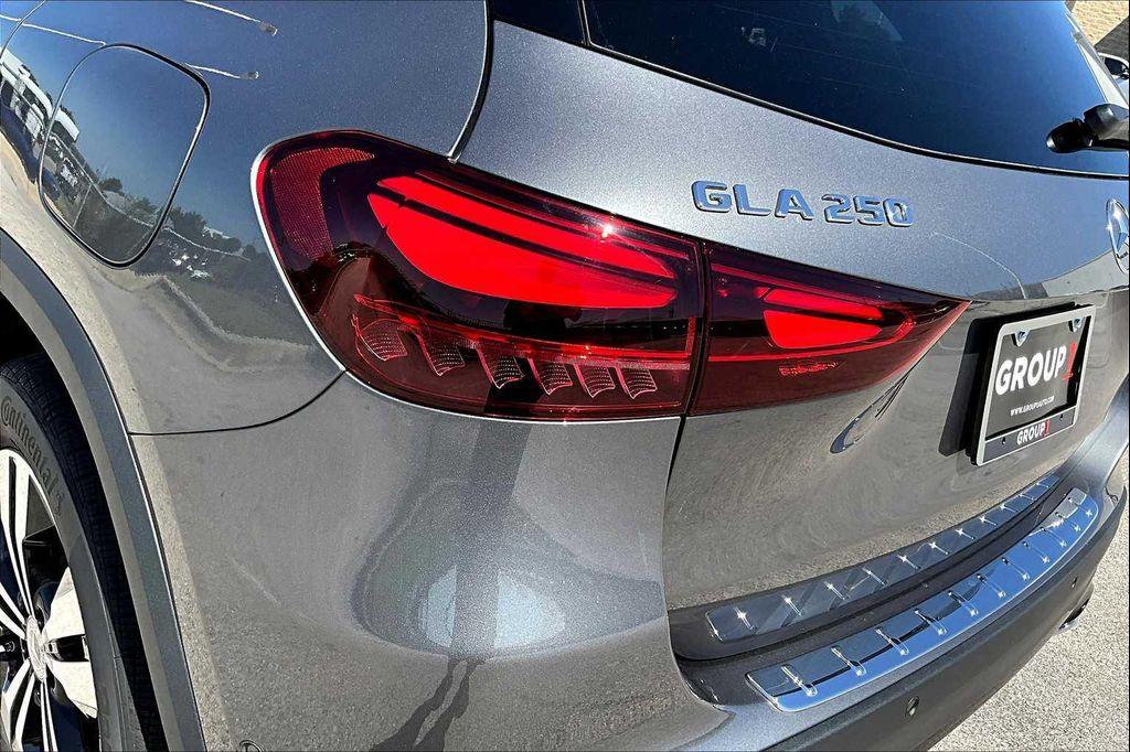 new 2026 Mercedes-Benz GLA 250 car, priced at $51,020
