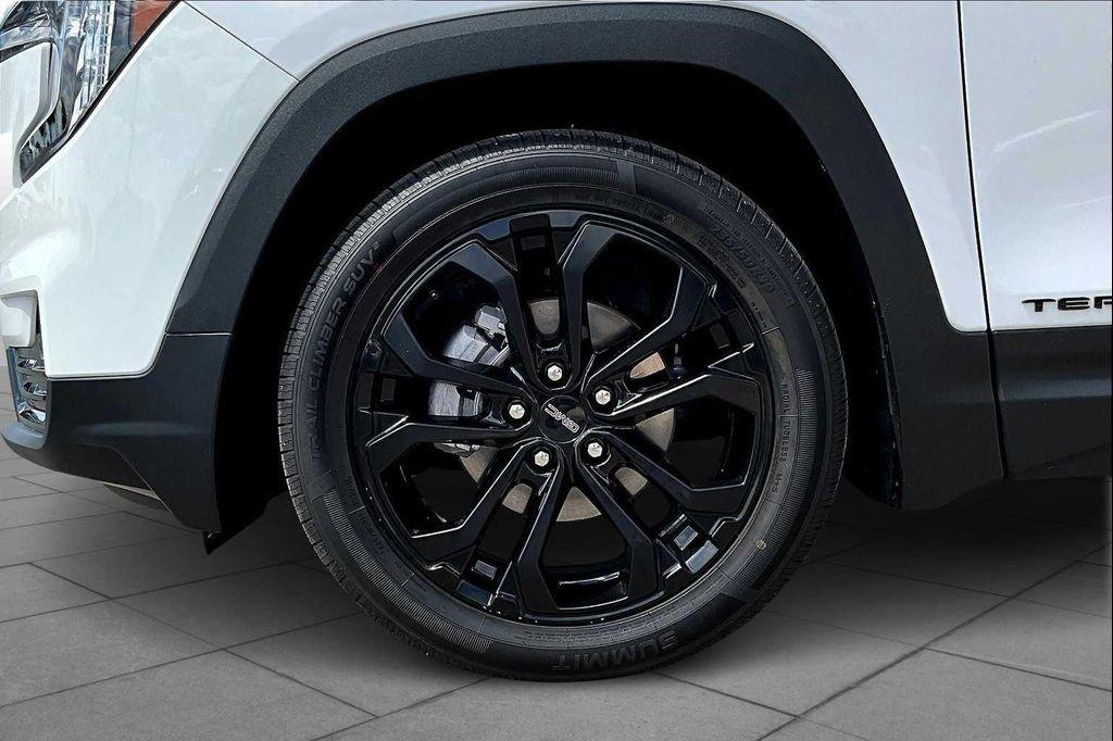 used 2022 GMC Terrain car, priced at $24,968