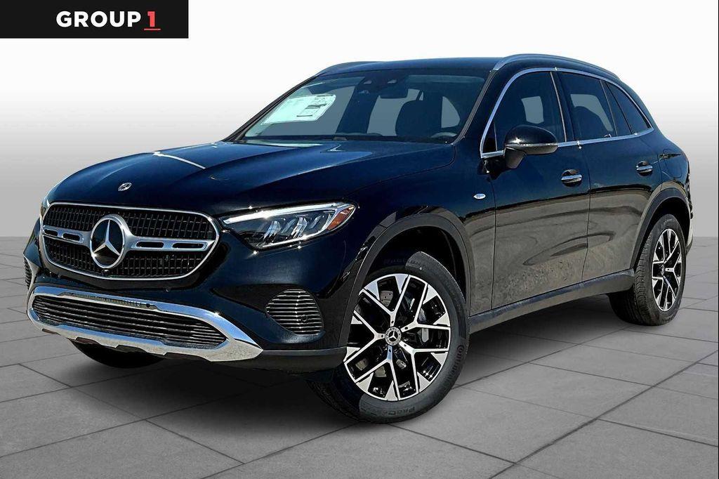 new 2025 Mercedes-Benz GLC 350e car, priced at $63,650