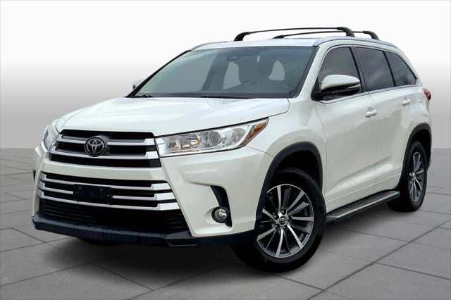 used 2018 Toyota Highlander car, priced at $23,557