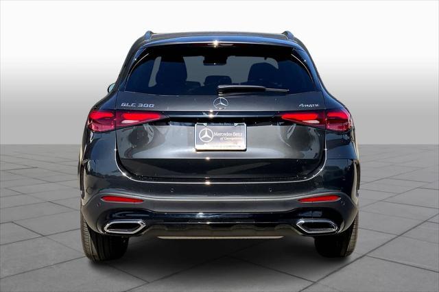 new 2025 Mercedes-Benz GLC 300 car, priced at $61,595