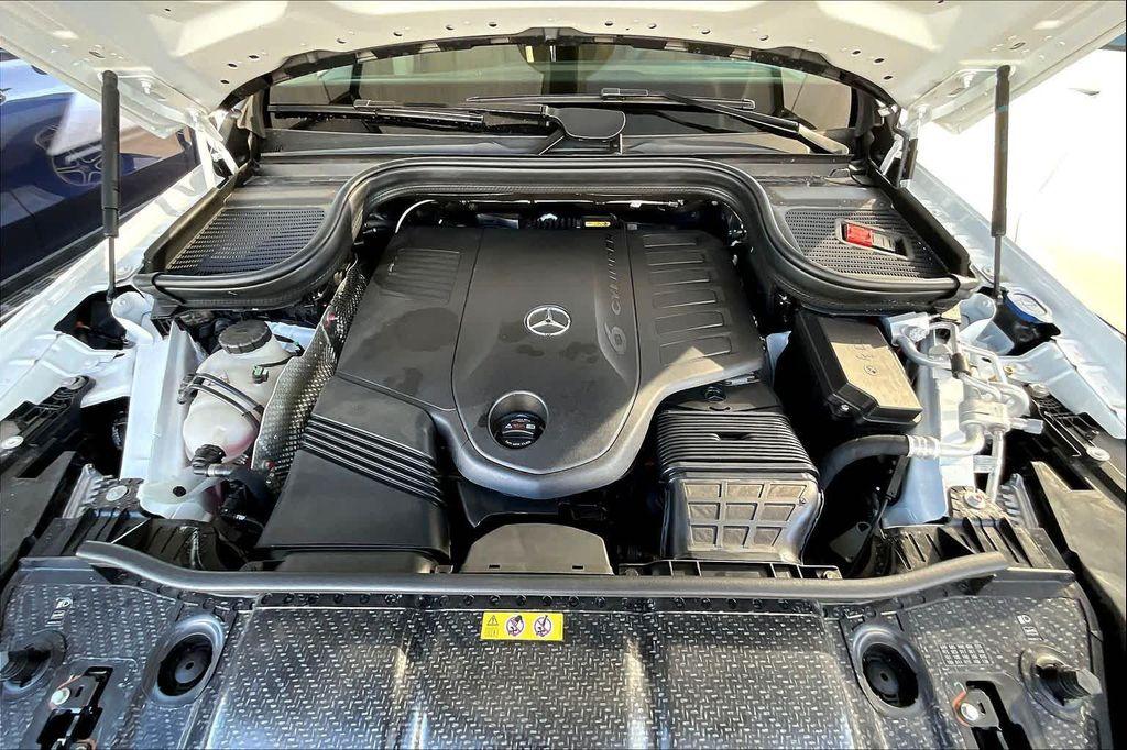 new 2026 Mercedes-Benz GLS 450 car, priced at $102,495