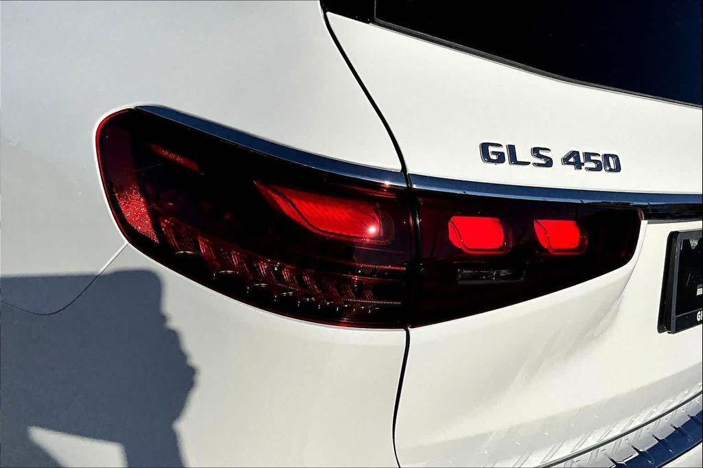 new 2026 Mercedes-Benz GLS 450 car, priced at $102,495