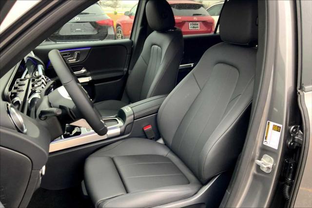 new 2025 Mercedes-Benz GLB 250 car, priced at $50,365