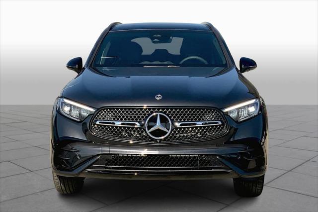 new 2025 Mercedes-Benz GLC 300 car, priced at $61,595