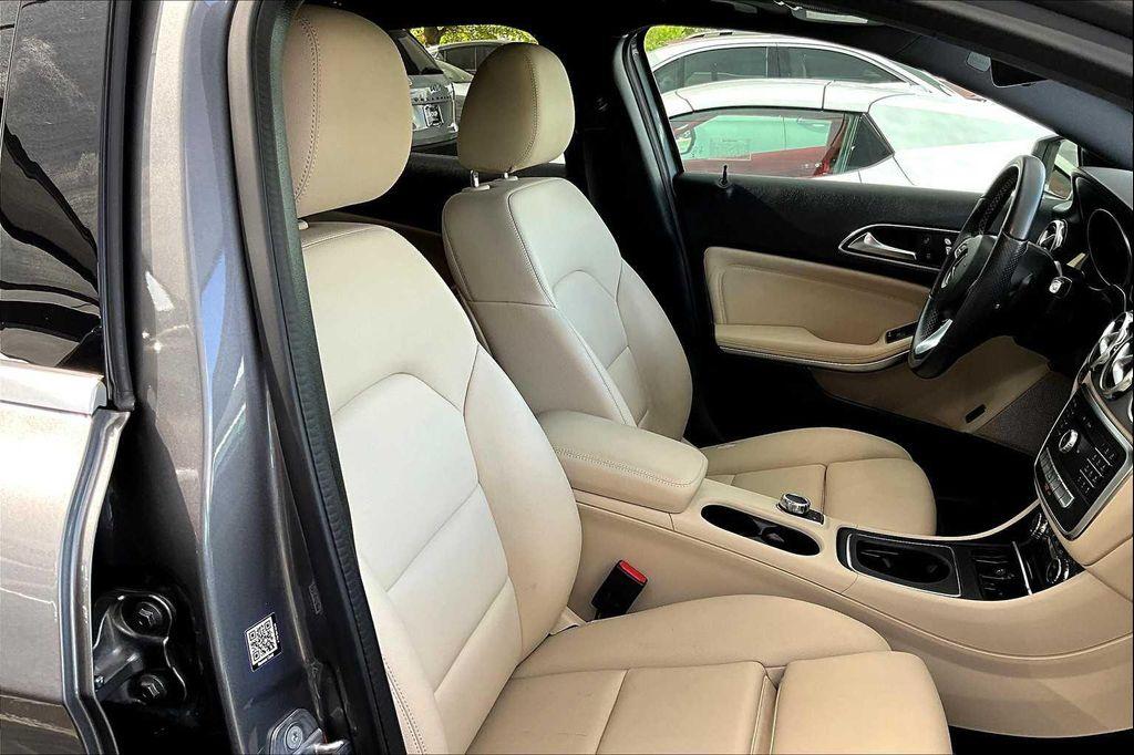 used 2020 Mercedes-Benz GLA 250 car, priced at $23,968