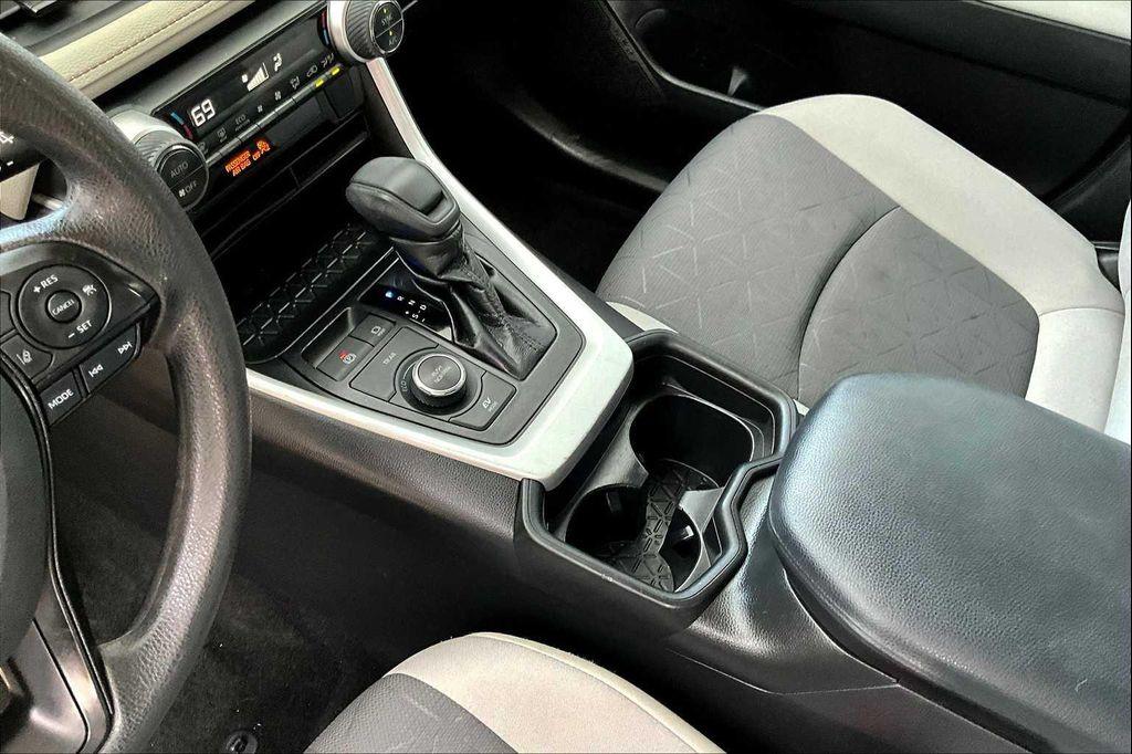used 2021 Toyota RAV4 Hybrid car, priced at $26,589