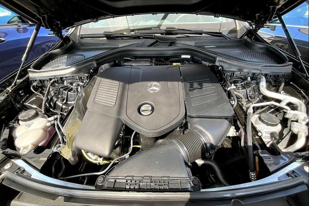 new 2026 Mercedes-Benz GLC 300 car, priced at $61,335