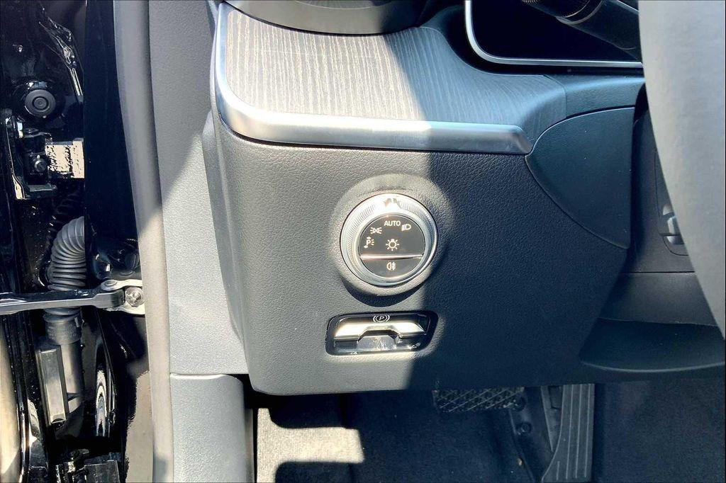 new 2025 Mercedes-Benz C-Class car, priced at $51,685