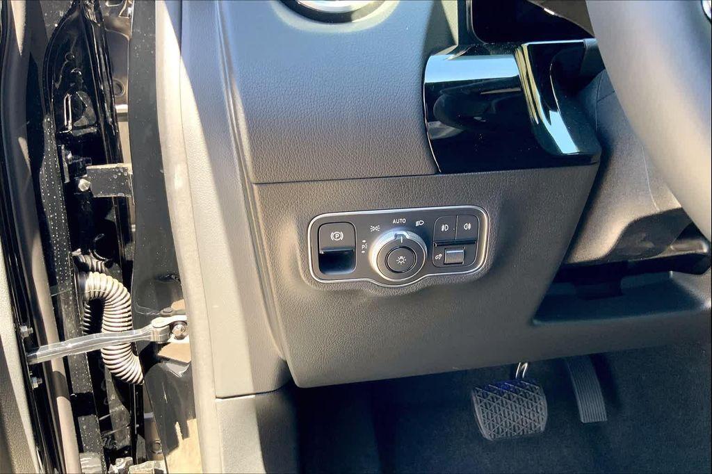 used 2025 Mercedes-Benz GLA 250 car, priced at $38,359