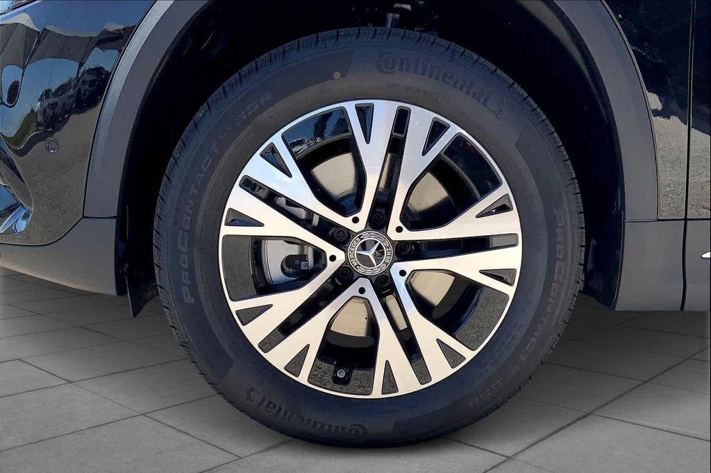 used 2025 Mercedes-Benz GLA 250 car, priced at $38,359