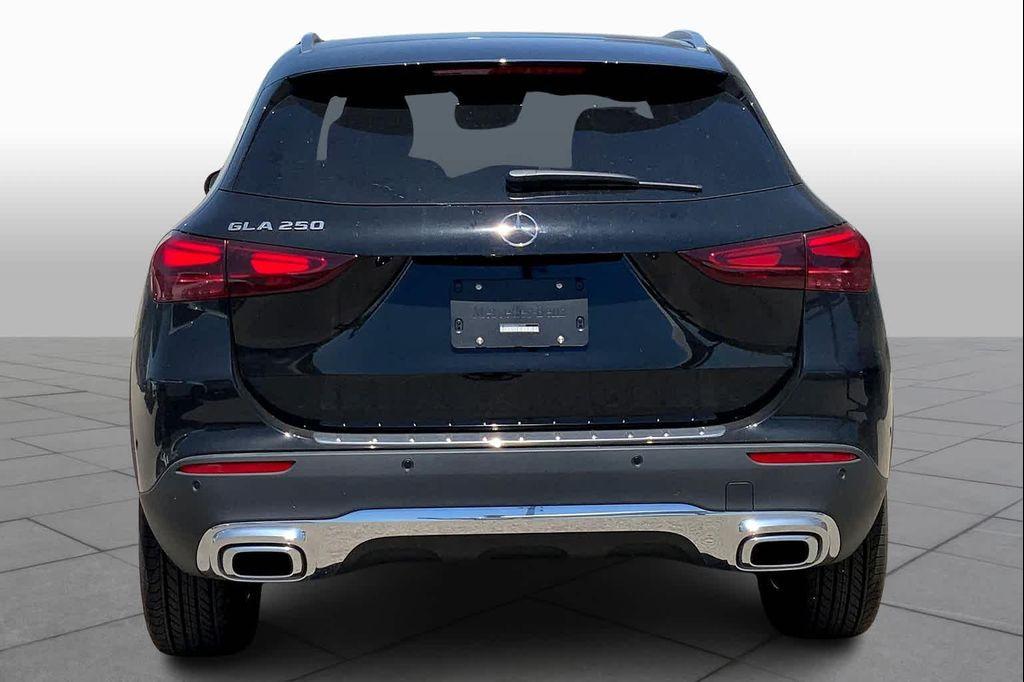 used 2025 Mercedes-Benz GLA 250 car, priced at $38,359