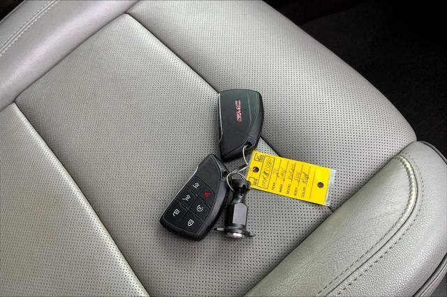used 2021 GMC Yukon car, priced at $47,993