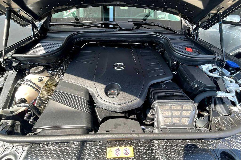 new 2026 Mercedes-Benz GLS 450 car, priced at $101,035