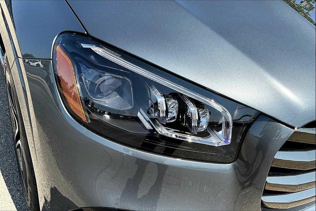 new 2026 Mercedes-Benz GLS 450 car, priced at $101,035
