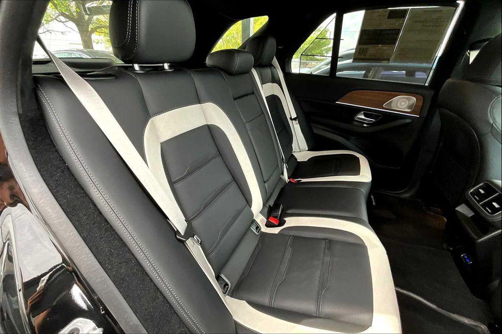 used 2025 Mercedes-Benz AMG GLE 63 car, priced at $114,992