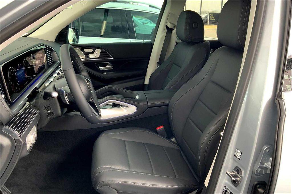 new 2025 Mercedes-Benz GLE 350 car, priced at $77,665
