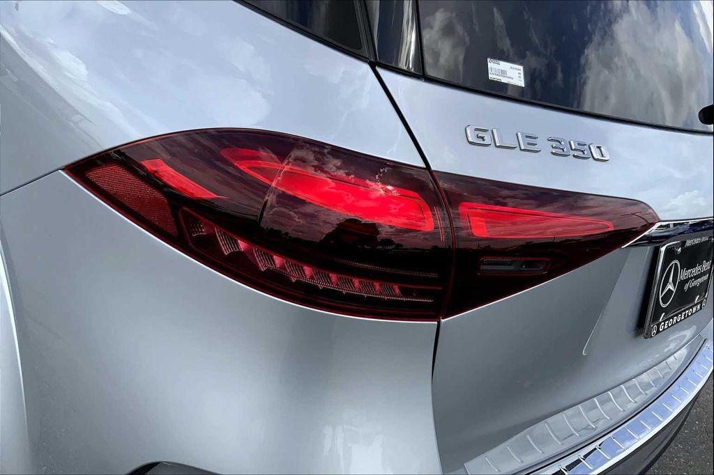 new 2025 Mercedes-Benz GLE 350 car, priced at $77,665