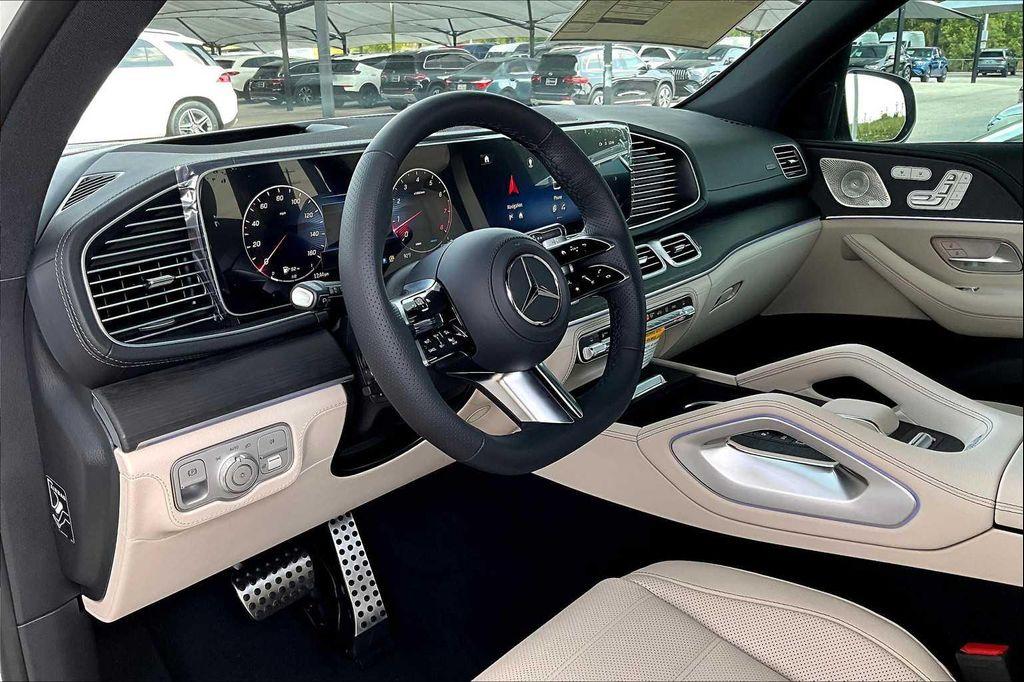 new 2026 Mercedes-Benz GLS 580 car, priced at $122,570