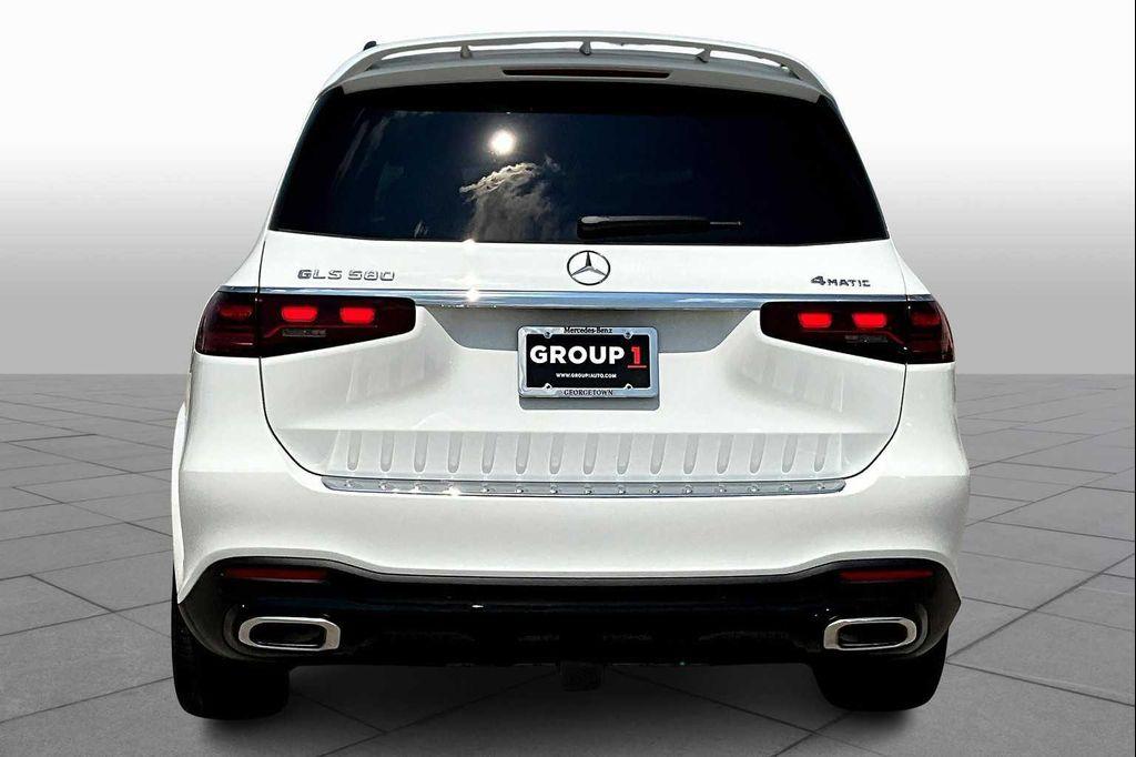 new 2026 Mercedes-Benz GLS 580 car, priced at $122,570