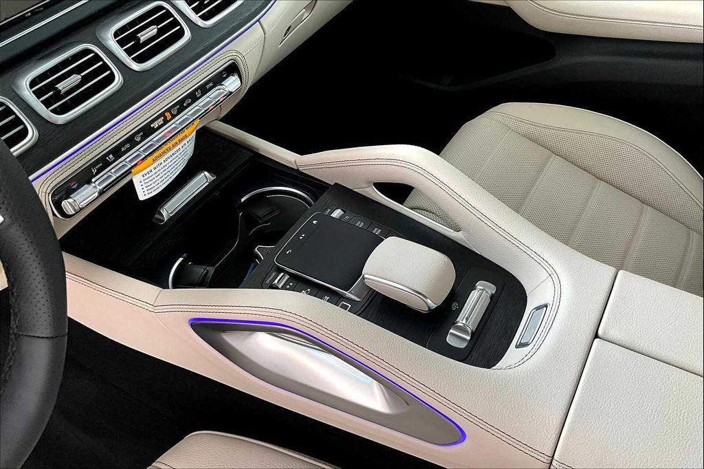 new 2026 Mercedes-Benz GLS 580 car, priced at $122,570