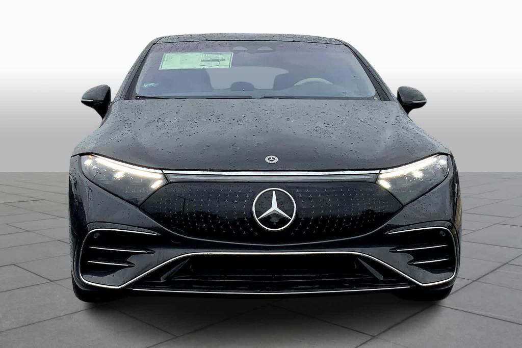 new 2023 Mercedes-Benz EQS 580 car, priced at $143,035