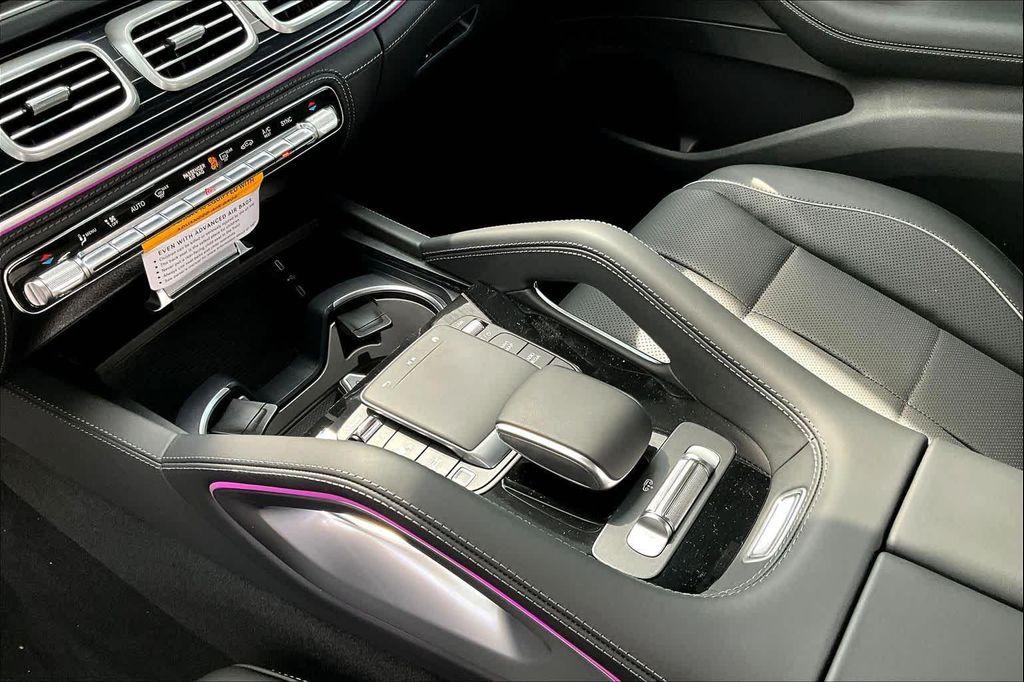 new 2026 Mercedes-Benz GLS 580 car, priced at $125,545