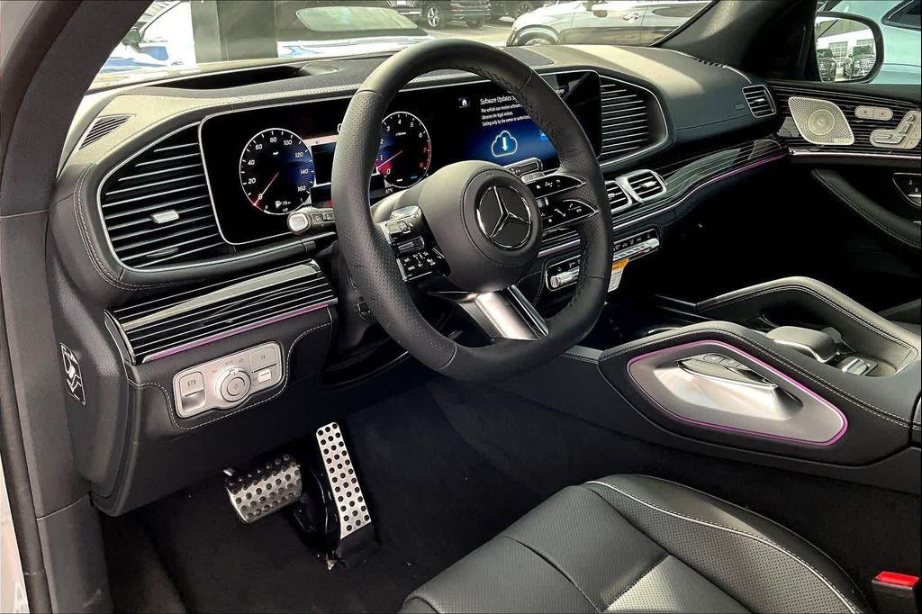 new 2026 Mercedes-Benz GLS 580 car, priced at $125,545