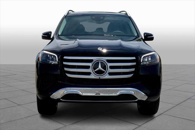 new 2025 Mercedes-Benz GLS 450 car, priced at $99,655