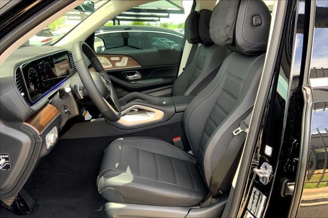 new 2025 Mercedes-Benz GLS 450 car, priced at $99,655