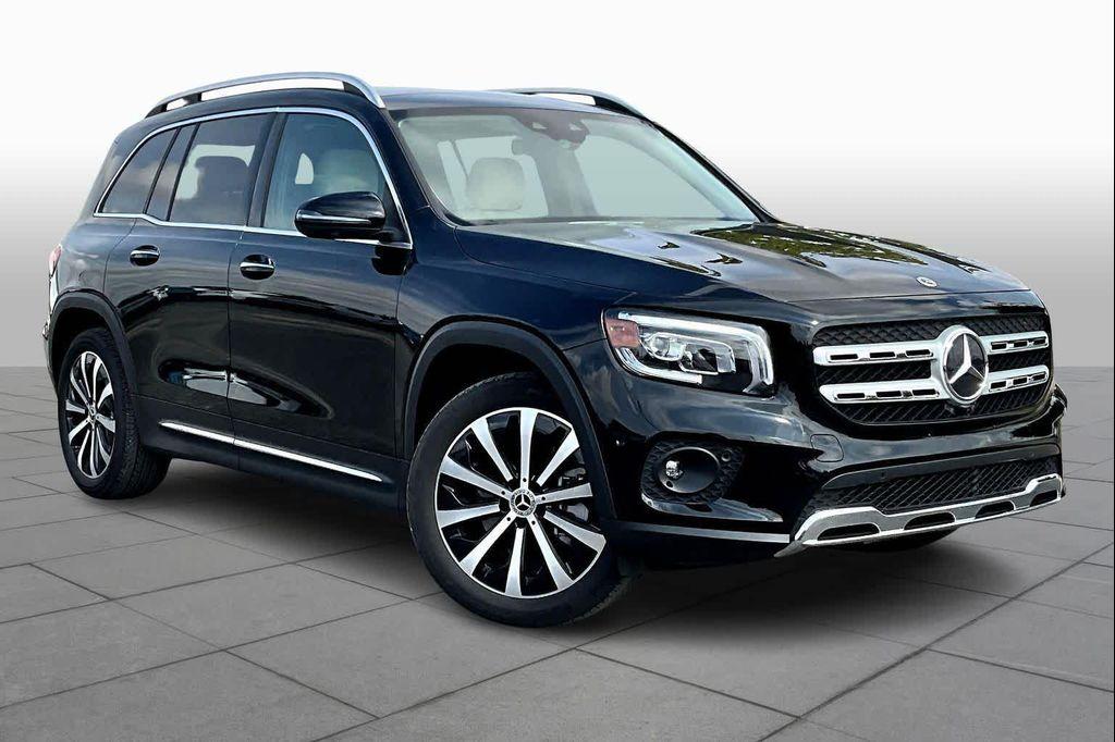 used 2023 Mercedes-Benz GLB 250 car, priced at $34,486