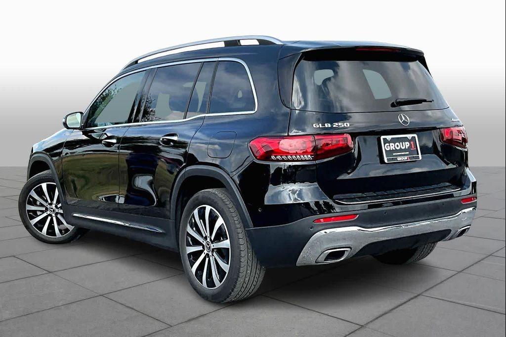 used 2023 Mercedes-Benz GLB 250 car, priced at $34,486