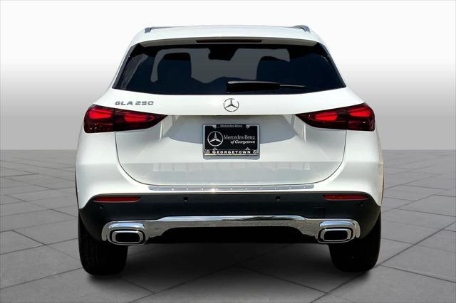 new 2025 Mercedes-Benz GLA 250 car, priced at $45,650