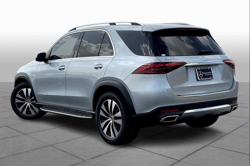 new 2025 Mercedes-Benz GLE 450 car, priced at $77,025