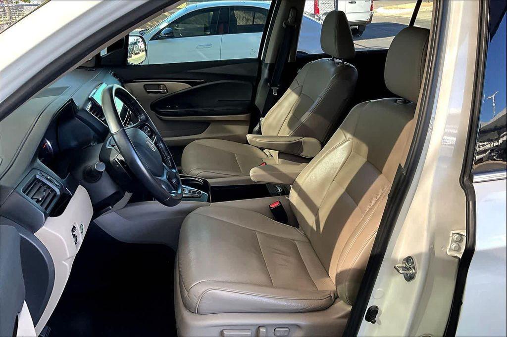 used 2019 Honda Pilot car, priced at $25,563