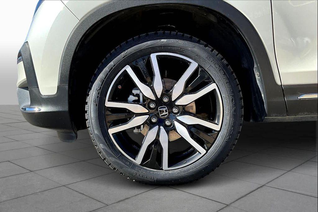 used 2019 Honda Pilot car, priced at $25,563