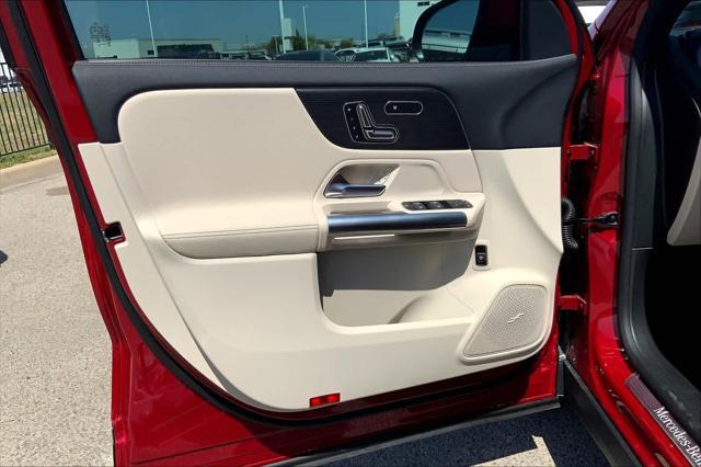 new 2025 Mercedes-Benz GLA 250 car, priced at $52,065