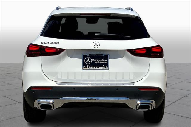 new 2025 Mercedes-Benz GLA 250 car, priced at $48,280