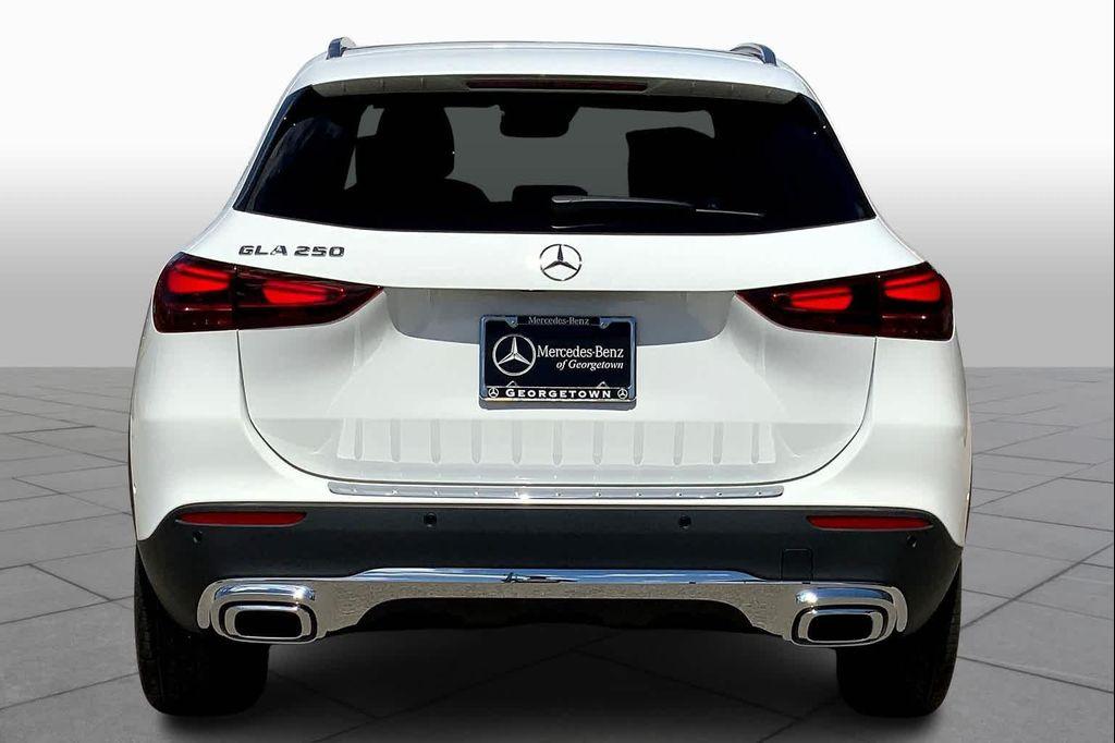 used 2025 Mercedes-Benz GLA 250 car, priced at $38,359