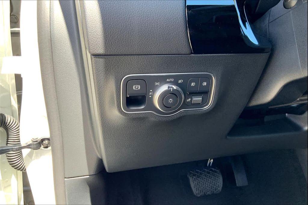 used 2025 Mercedes-Benz GLA 250 car, priced at $38,359
