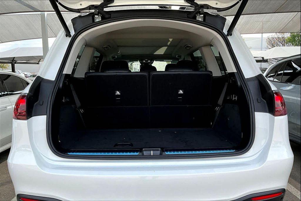 new 2026 Mercedes-Benz GLS 450 car, priced at $100,875