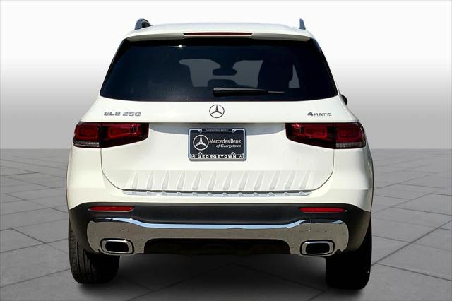 used 2022 Mercedes-Benz GLB 250 car, priced at $43,985