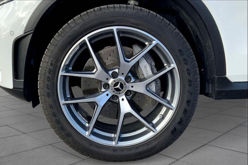 used 2020 Mercedes-Benz GLC 300 car, priced at $23,987