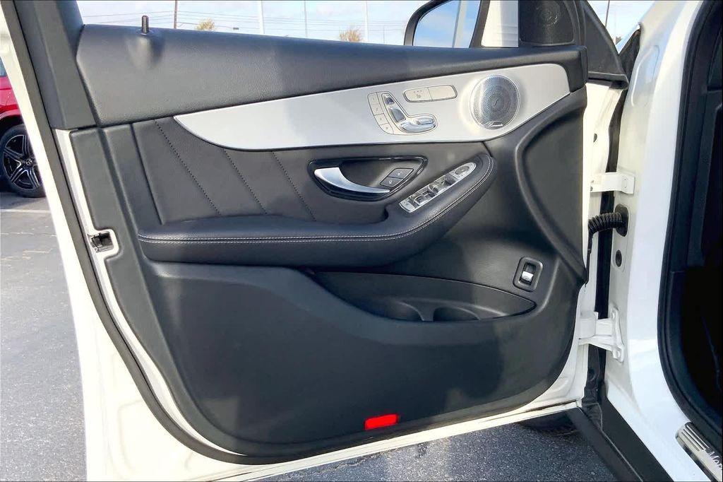 used 2020 Mercedes-Benz GLC 300 car, priced at $23,987