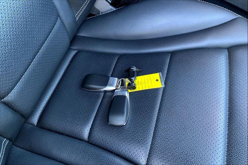 used 2020 Mercedes-Benz GLC 300 car, priced at $23,987