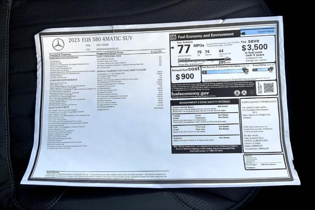 new 2023 Mercedes-Benz EQS 580 car, priced at $137,090