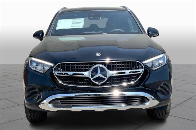 new 2025 Mercedes-Benz GLC 300 car, priced at $52,105