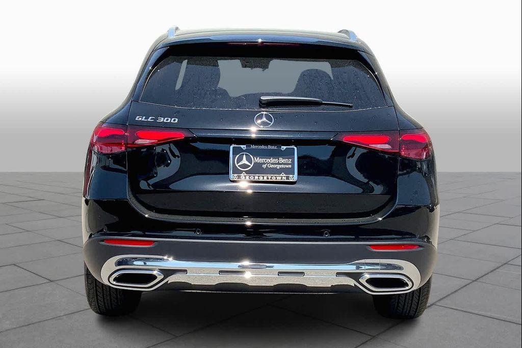 new 2025 Mercedes-Benz GLC 300 car, priced at $52,105