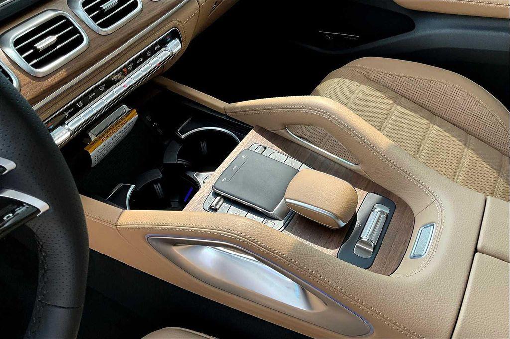 new 2026 Mercedes-Benz GLS 450 car, priced at $104,715